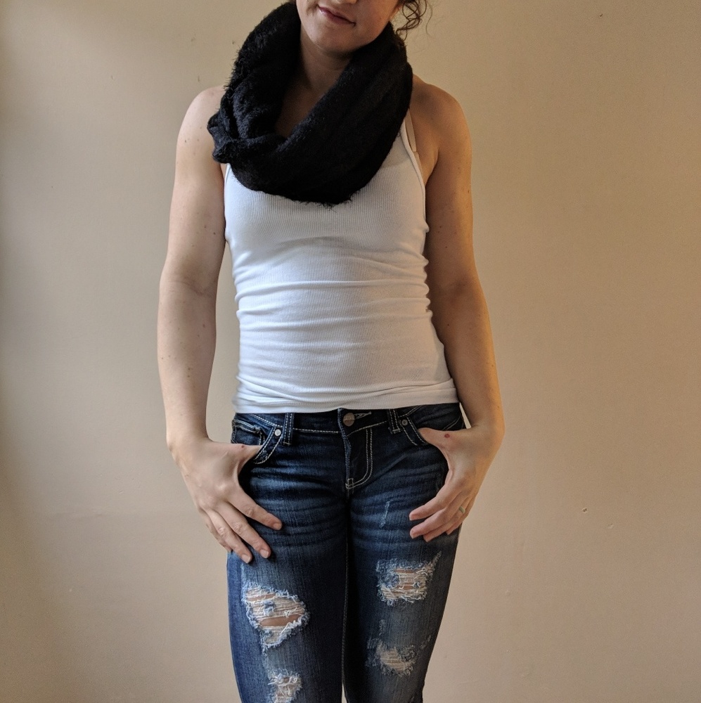 Fuzzy black infinity scaf